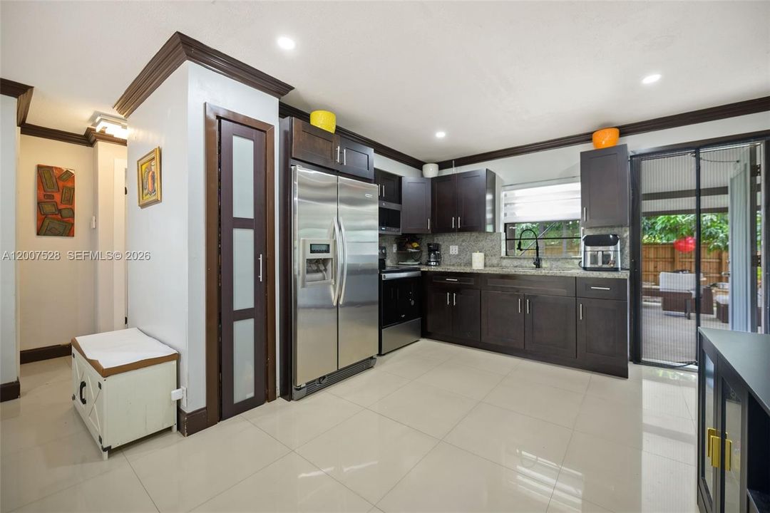 Activo con contrato: $450,000 (3 camas, 2 baños, 960 Pies cuadrados)