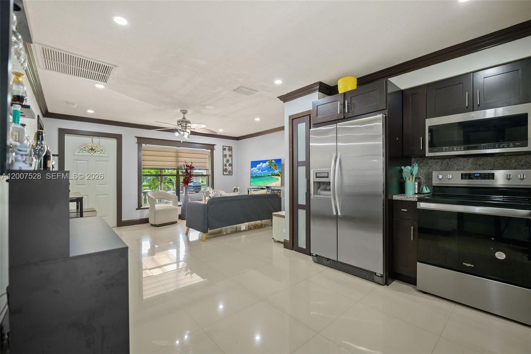 Activo con contrato: $450,000 (3 camas, 2 baños, 960 Pies cuadrados)