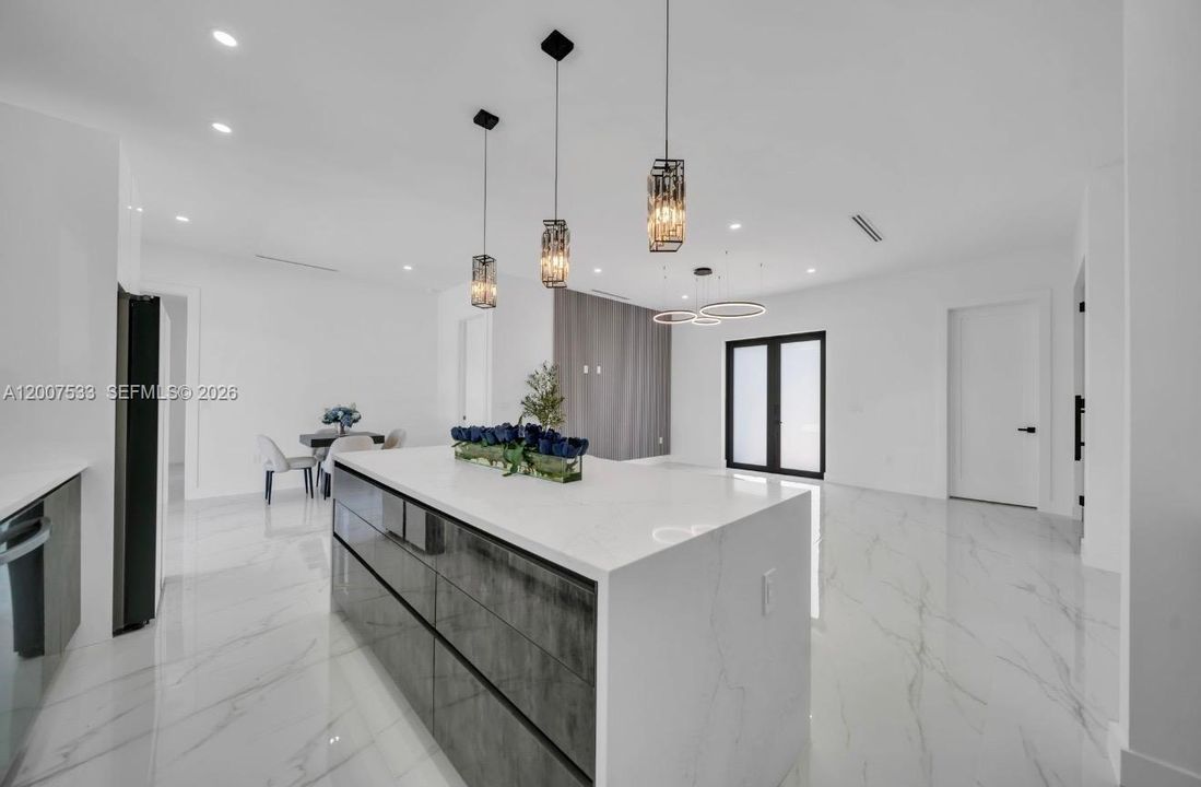 Activo con contrato: $459,900 (4 camas, 3 baños, 0 Pies cuadrados)