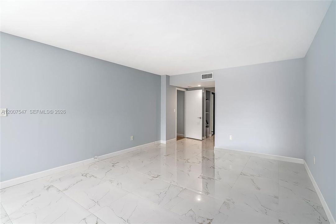 En Venta: $375,000 (2 camas, 2 baños, 1383 Pies cuadrados)