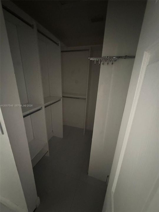 На продажу: $380,000 (2 спален, 2 ванн, 1026 Квадратных фут)