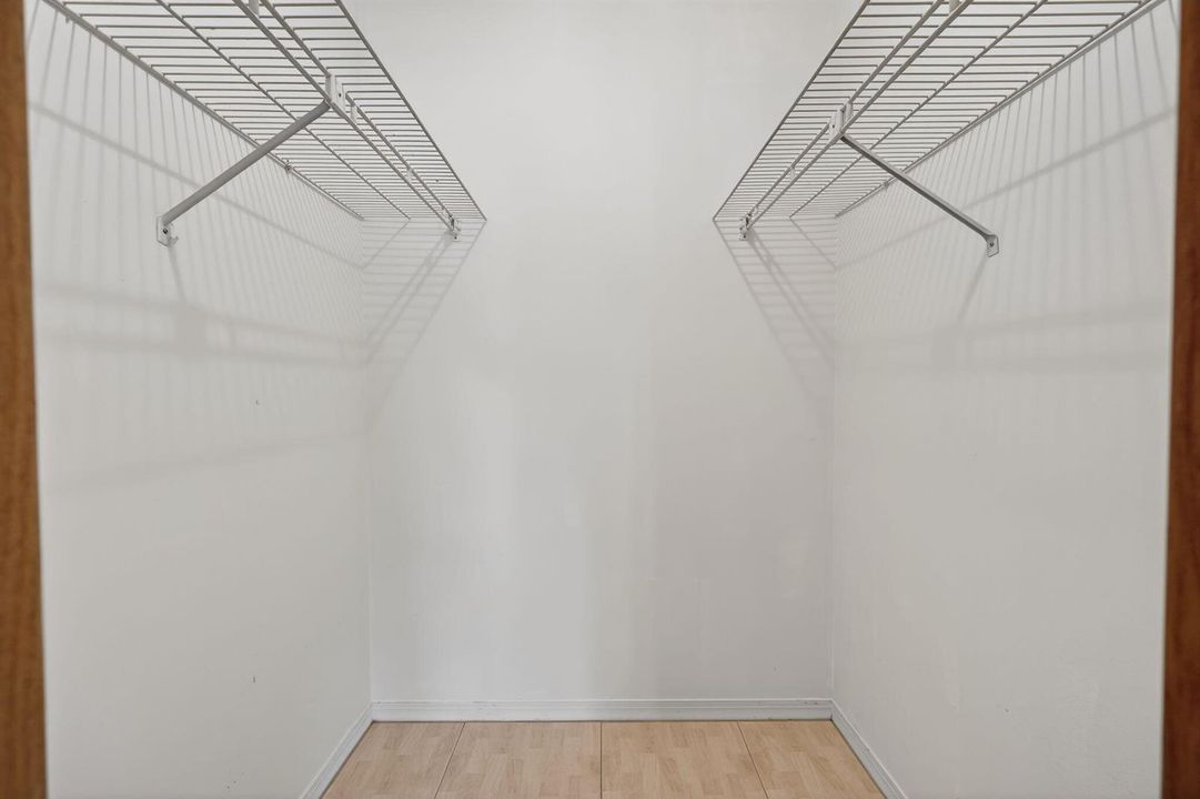 Master Walk In Closet