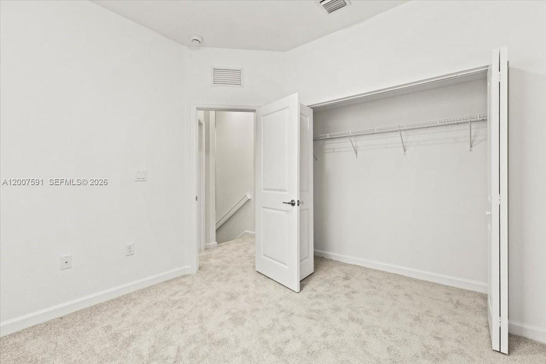 For Sale: $549,000 (3 beds, 2 baths, 1442 Square Feet)