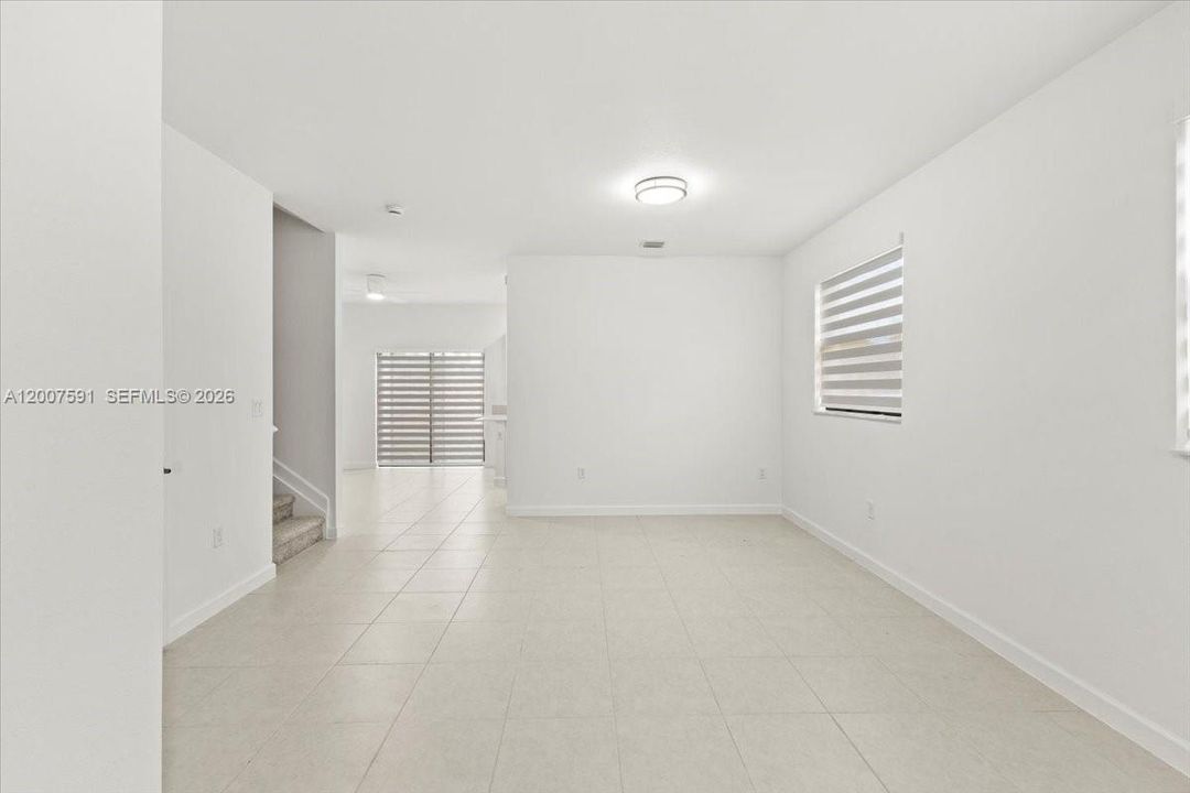 For Sale: $549,000 (3 beds, 2 baths, 1442 Square Feet)