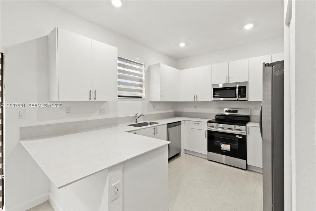 For Sale: $549,000 (3 beds, 2 baths, 1442 Square Feet)