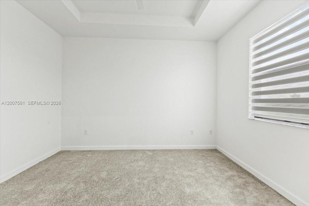 For Sale: $549,000 (3 beds, 2 baths, 1442 Square Feet)