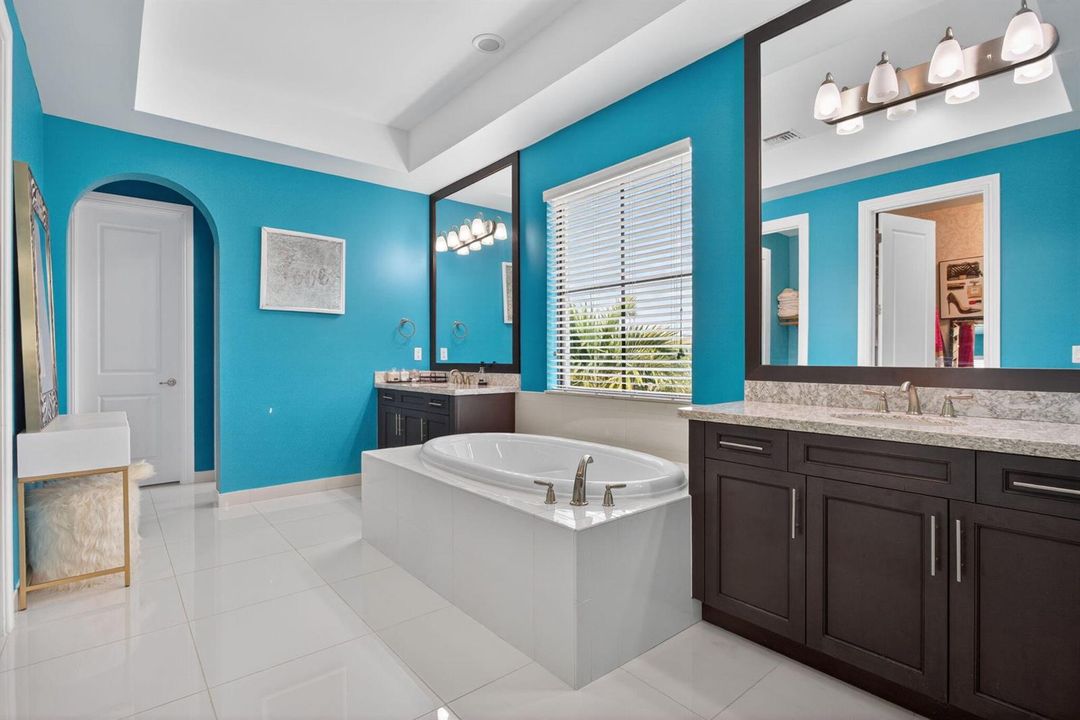 42-web-or-mls-9080-0374