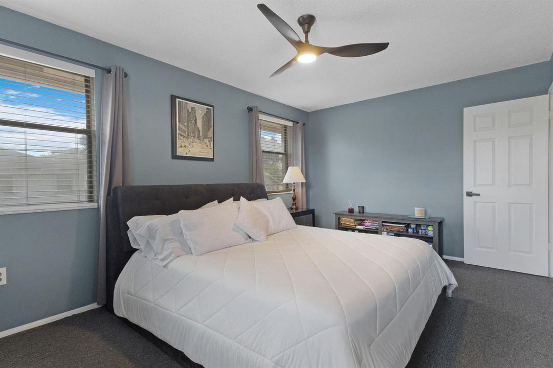 AccuTour_01 4735-nw-113th-terrace -030