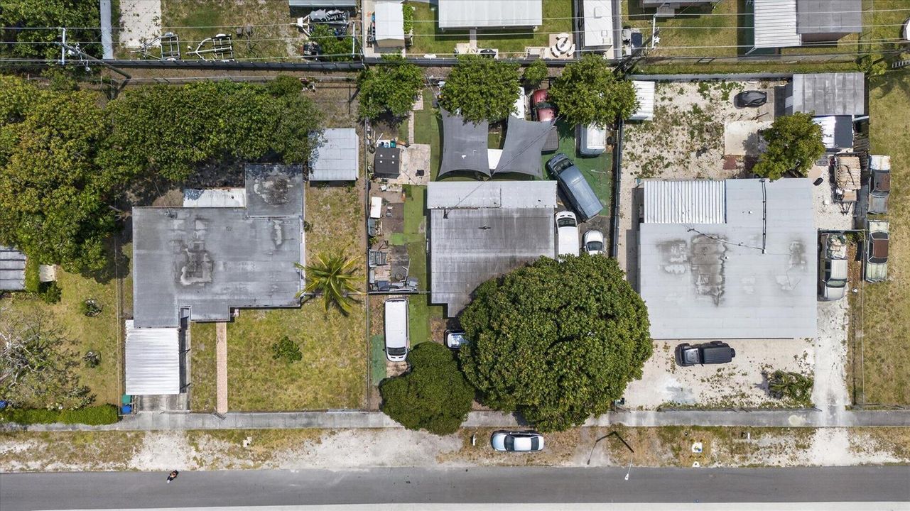 07-16201-NW-27th-Ave-Opa-locka-Windowsti