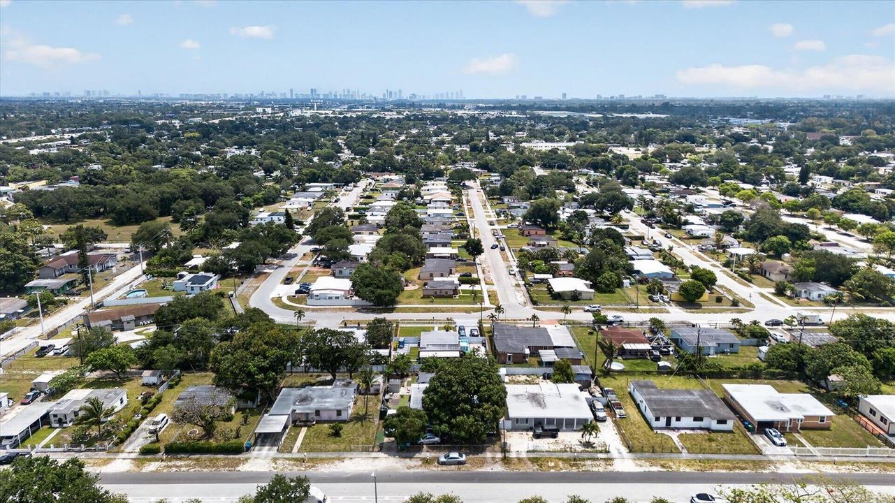 01-16201-NW-27th-Ave-Opa-locka-Windowsti