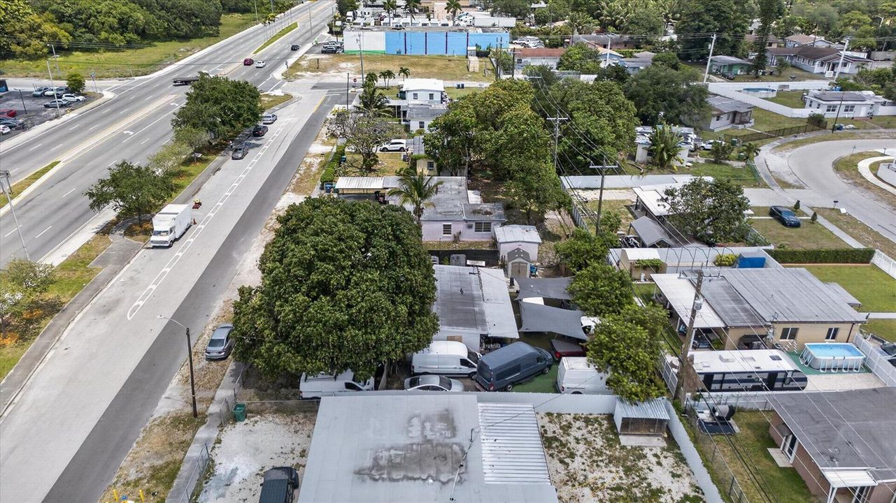 05-16201-NW-27th-Ave-Opa-locka-Windowsti