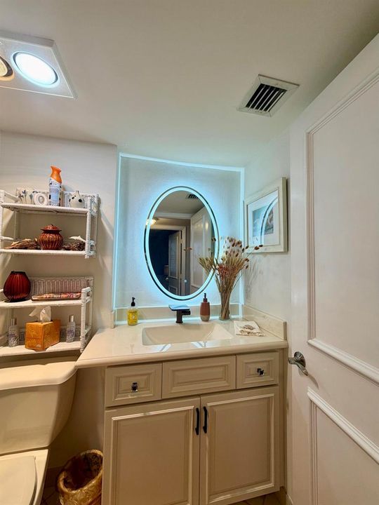 2nd Bathroom