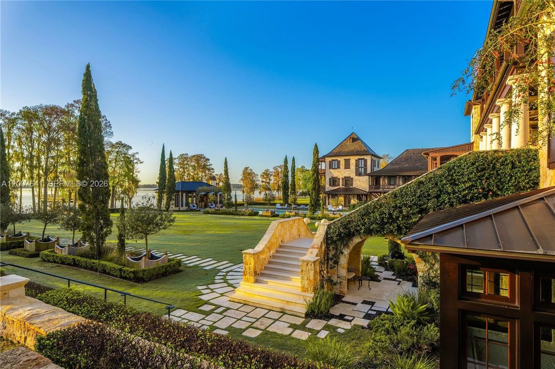 For Sale: $115,000,000 (9 beds, 12 baths, 36361 Square Feet)