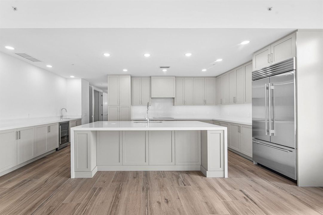 008-184LakeDrive-2303-PalmBeachShores-FL