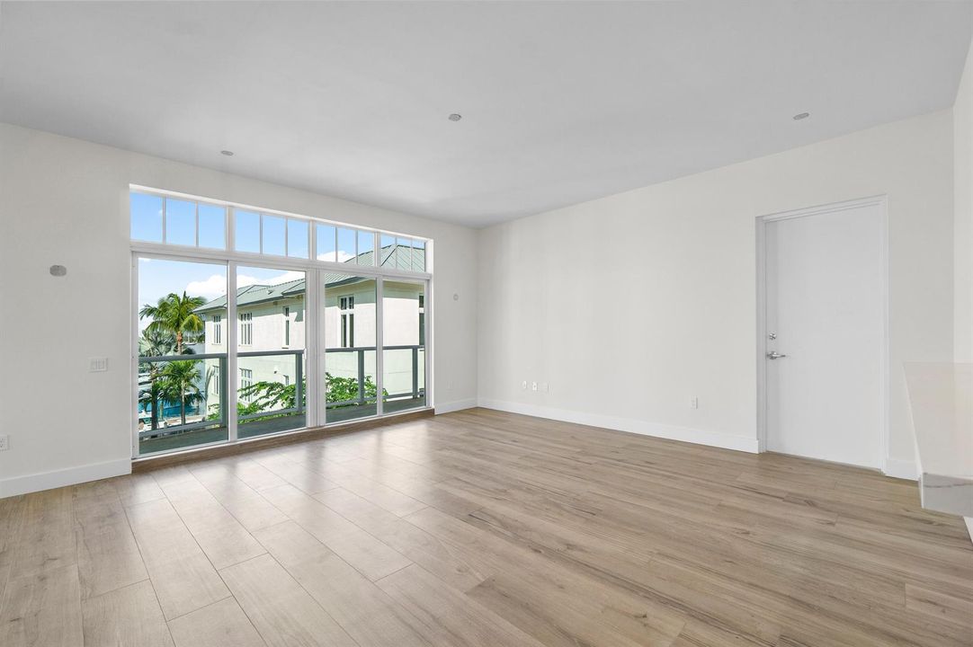 013-184LakeDrive-4301-PalmBeachShores-FL