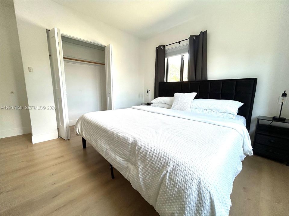 For Sale: $399,000 (3 beds, 1 baths, 962 Square Feet)