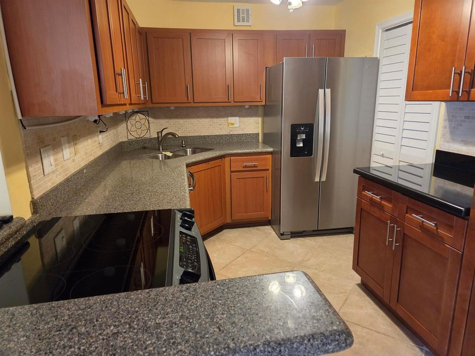 Seney-kitchen1