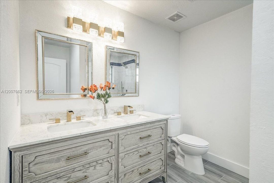 For Sale: $425,000 (4 beds, 3 baths, 1616 Square Feet)