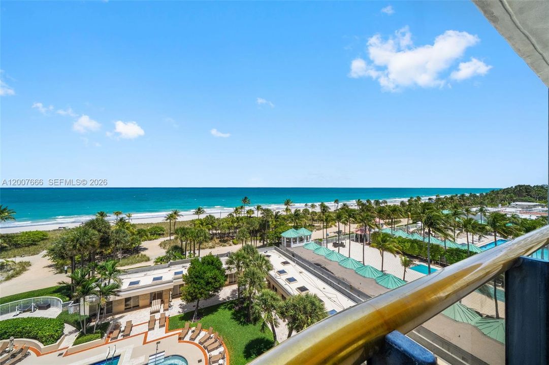 For Sale: $4,600,000 (2 beds, 3 baths, 3520 Square Feet)