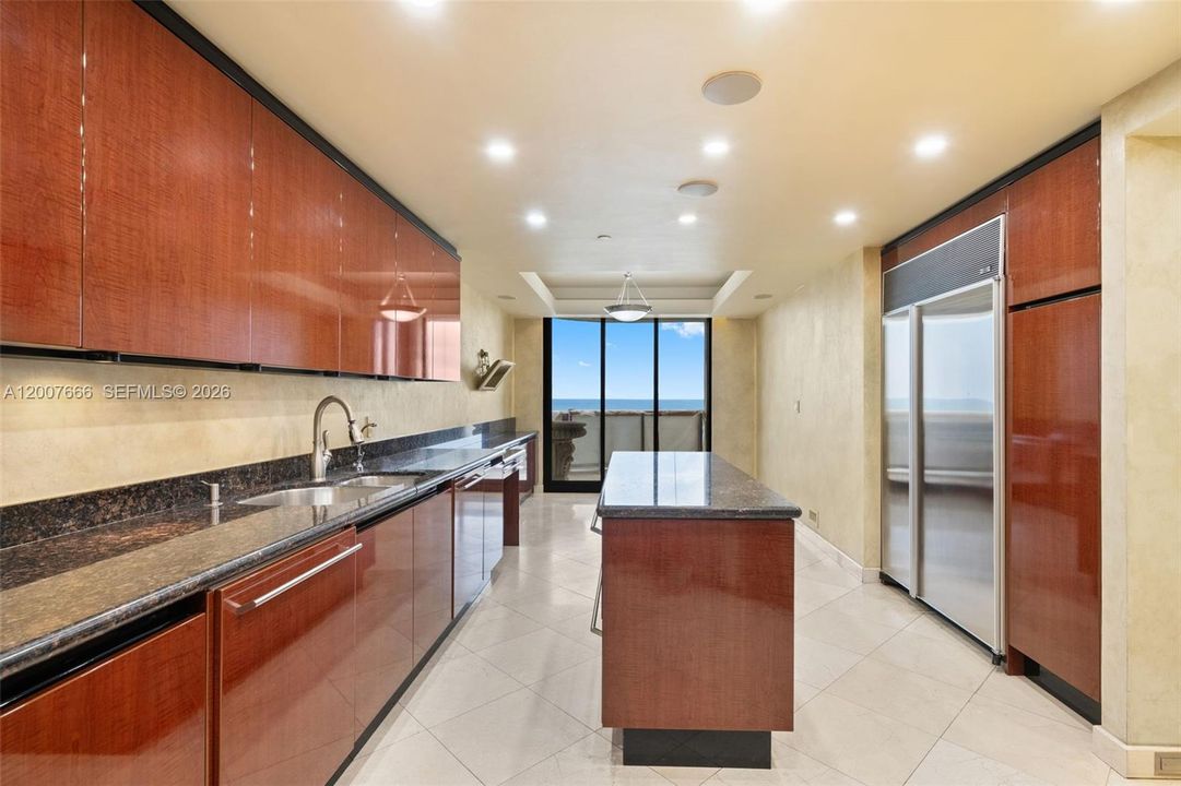 For Sale: $4,600,000 (2 beds, 3 baths, 3520 Square Feet)