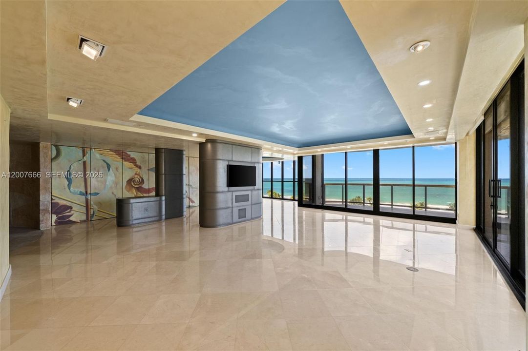For Sale: $4,600,000 (2 beds, 3 baths, 3520 Square Feet)
