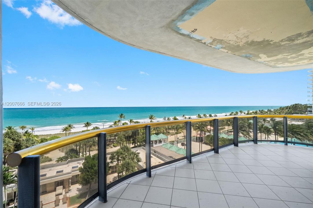 For Sale: $4,600,000 (2 beds, 3 baths, 3520 Square Feet)