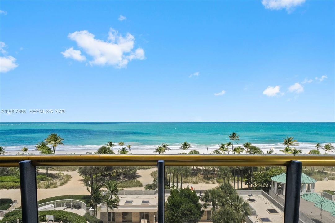 For Sale: $4,600,000 (2 beds, 3 baths, 3520 Square Feet)