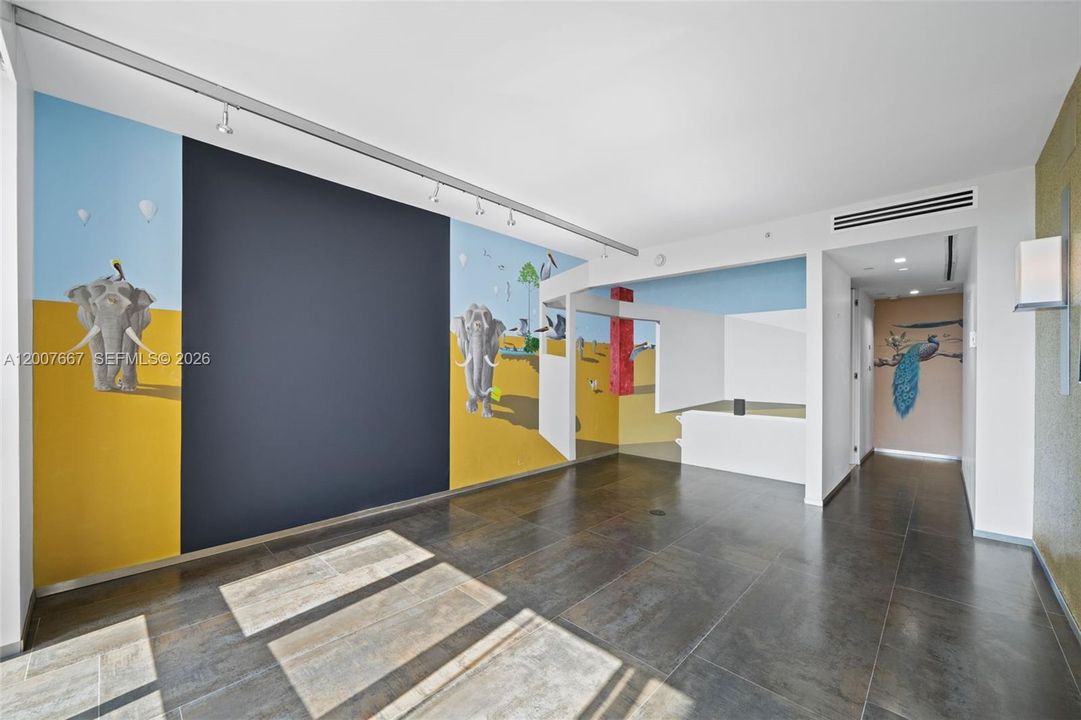 For Sale: $3,700,000 (2 beds, 2 baths, 3670 Square Feet)