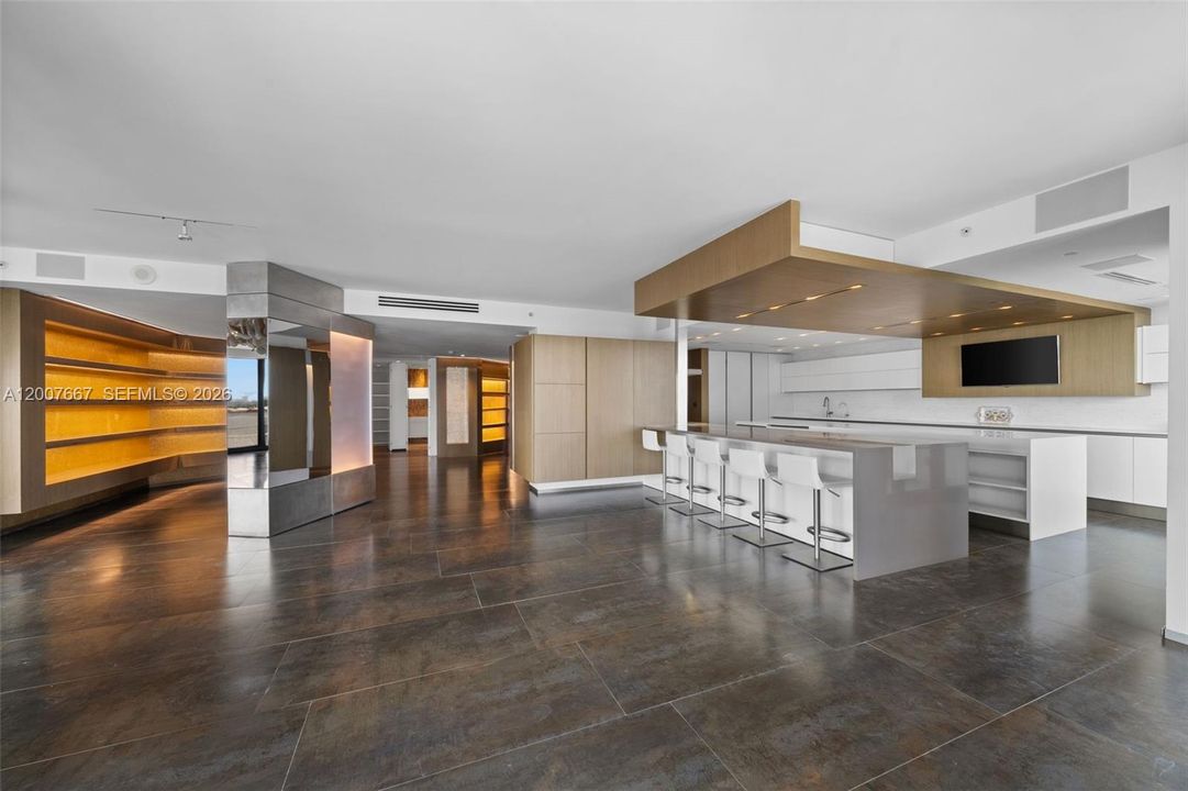 For Sale: $3,700,000 (2 beds, 2 baths, 3670 Square Feet)