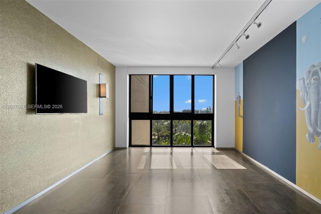For Sale: $3,700,000 (2 beds, 2 baths, 3670 Square Feet)