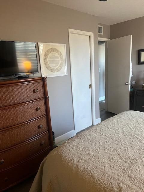 POCKET DOOR