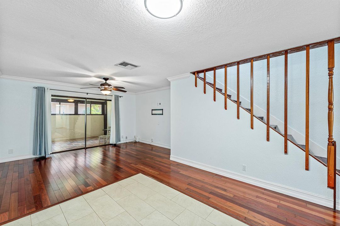 009-139SparrowDrive-B-RoyalPalmBeach-FL-