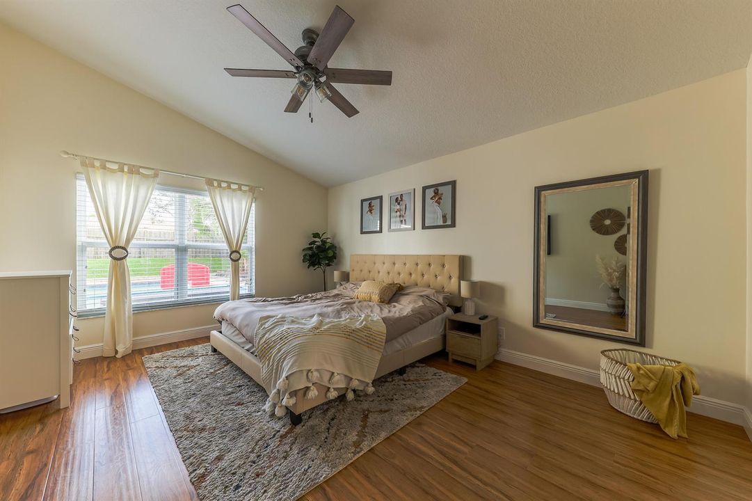 PLUX0412-HDR