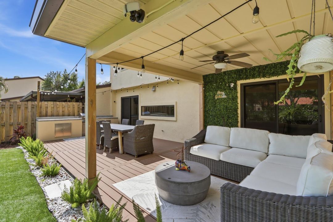 039-030-Patio Deck-1500x1000