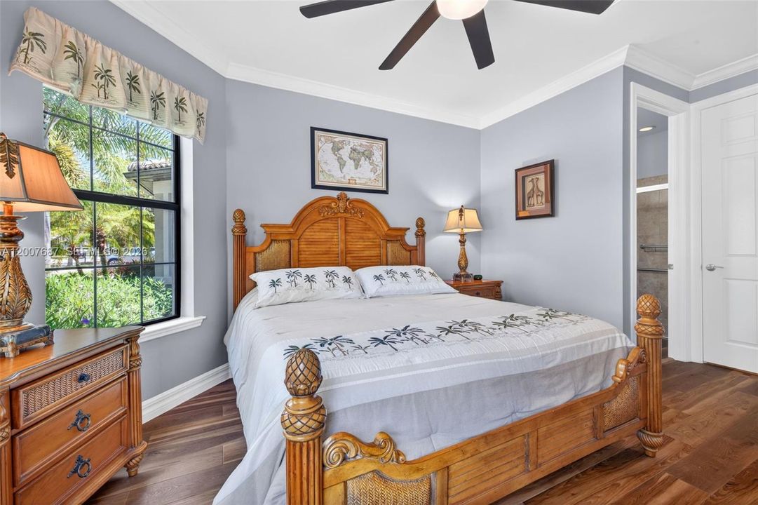 En-Suite - Great For Generational Living