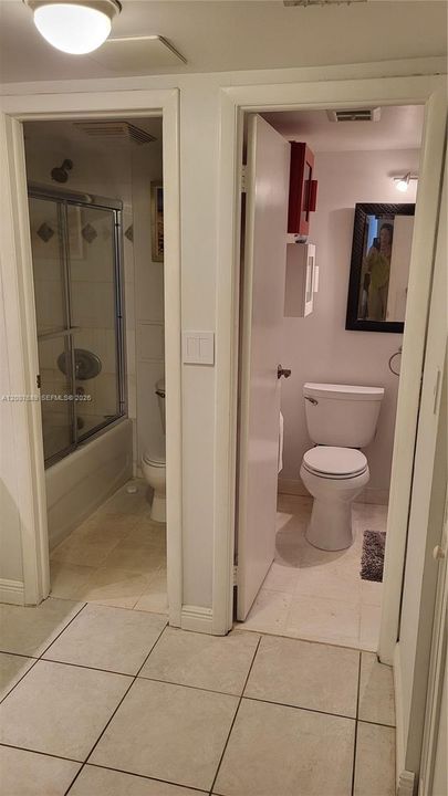 For Sale: $187,000 (1 beds, 1 baths, 741 Square Feet)