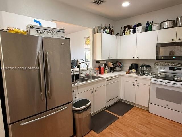 На продажу: $399,000 (3 спален, 2 ванн, 1396 Квадратных фут)