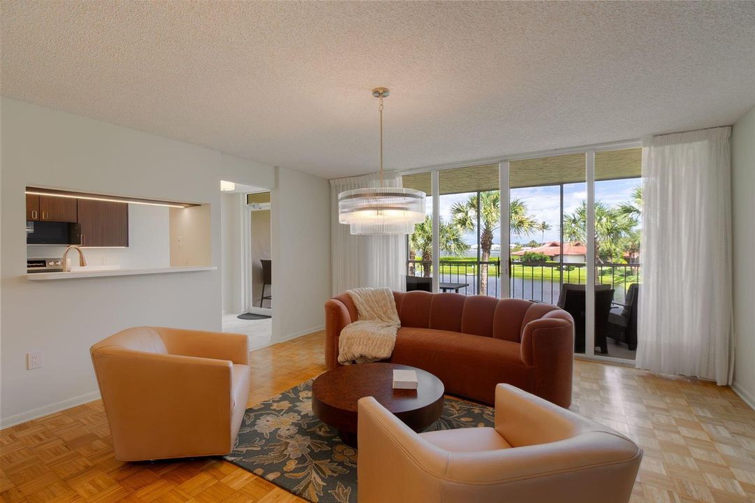 Living Room (2)