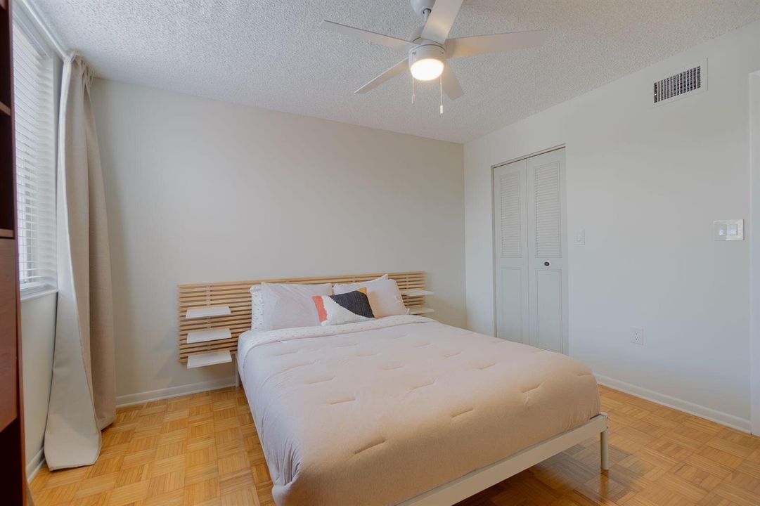Bedroom 2 (2)