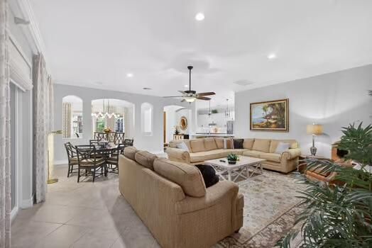 357 Chambord Terrace