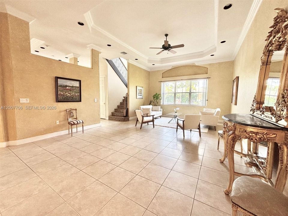 En Venta: $2,599,777 (5 camas, 4 baños, 3359 Pies cuadrados)