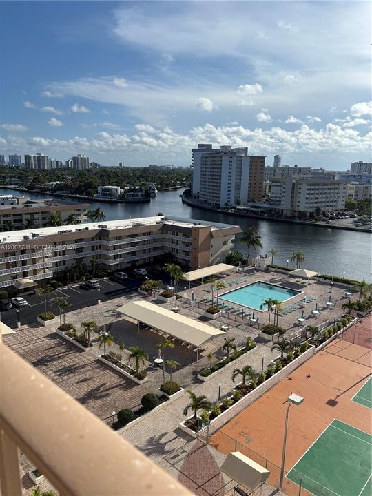 En Venta: $2,200 (1 camas, 2 baños, 1300 Pies cuadrados)