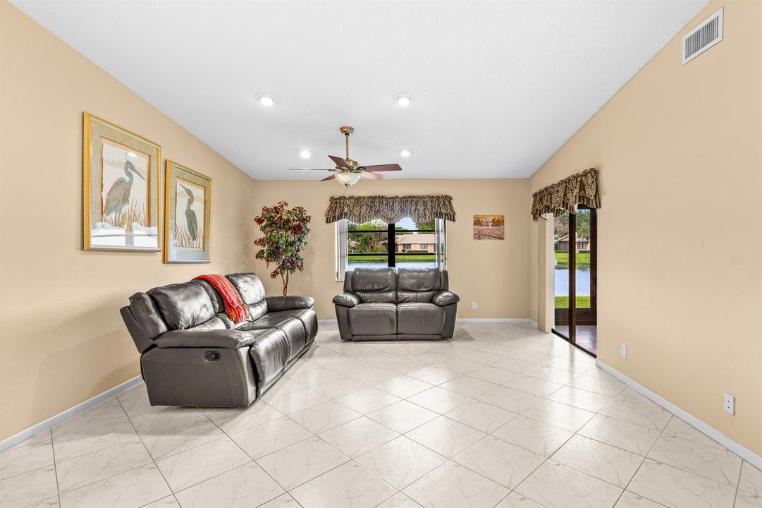 008-8241SummersongTerrace-BocaRaton-FL-3