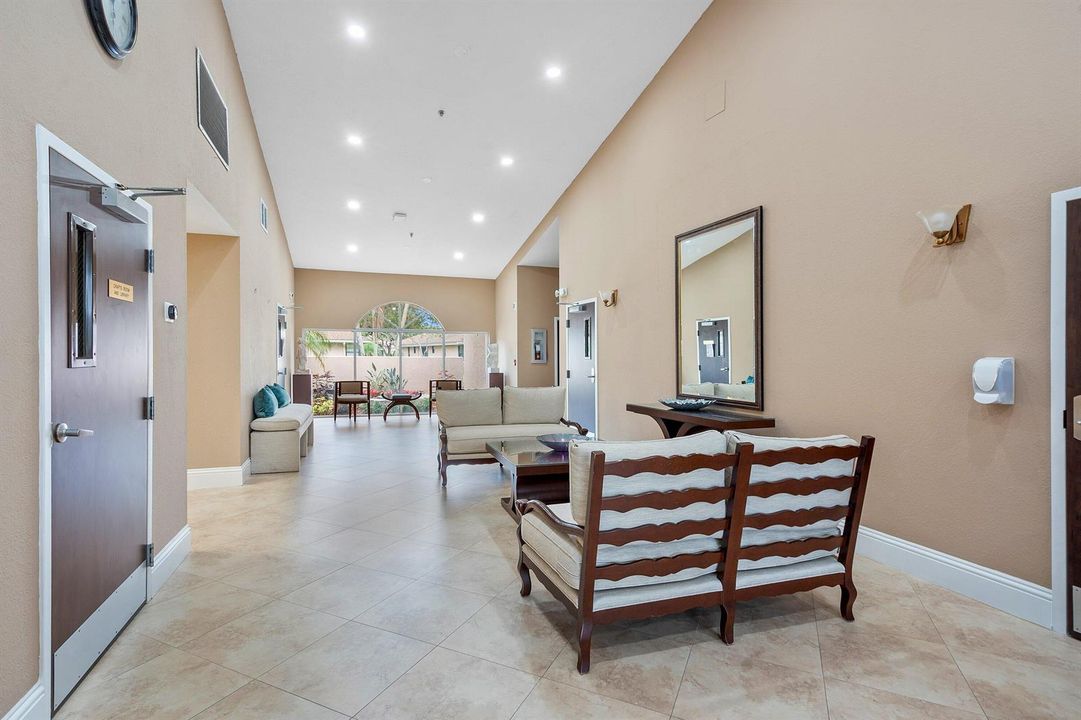 031-8356SunmeadowLane-BocaRaton-FL-33496