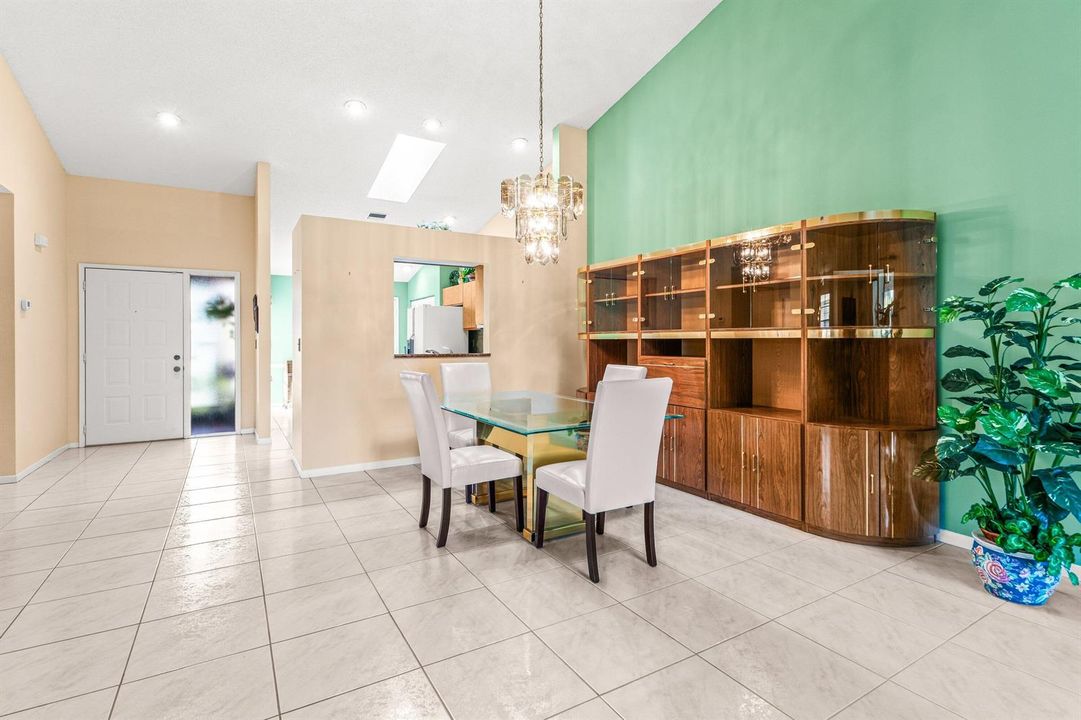 012-8356SunmeadowLane-BocaRaton-FL-33496