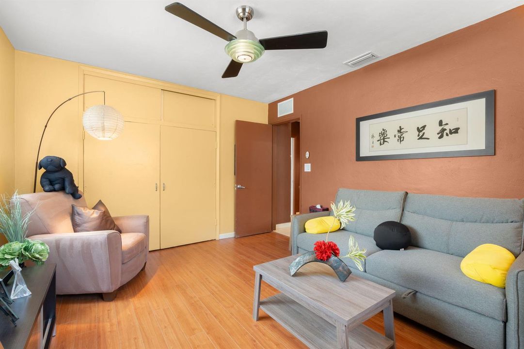 6-web-or-mls-1108 NW 29th Ct, Wilton Man