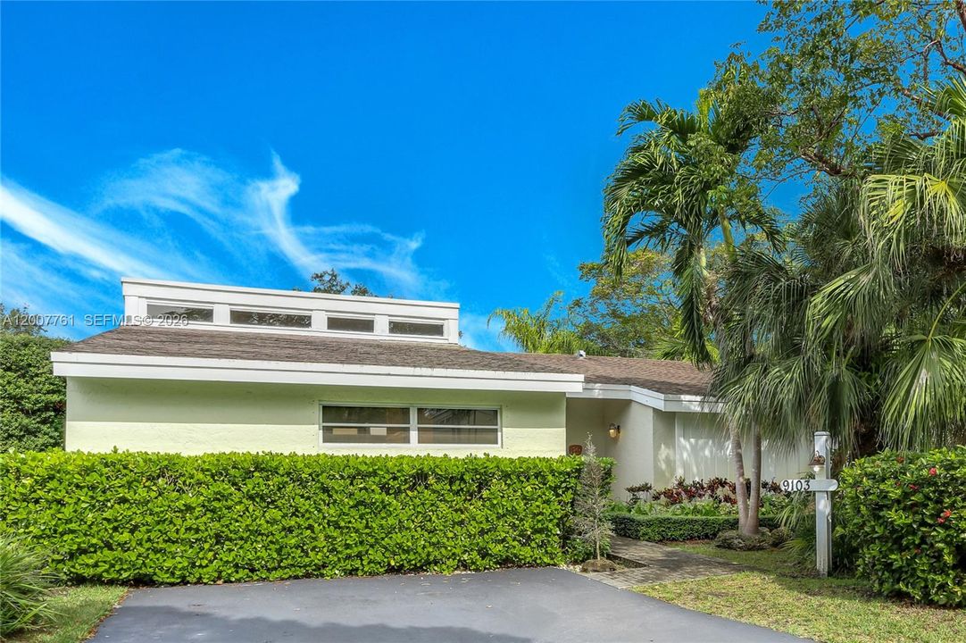 Active With Contract: $4,800 (3 beds, 2 baths, 2142 Square Feet)