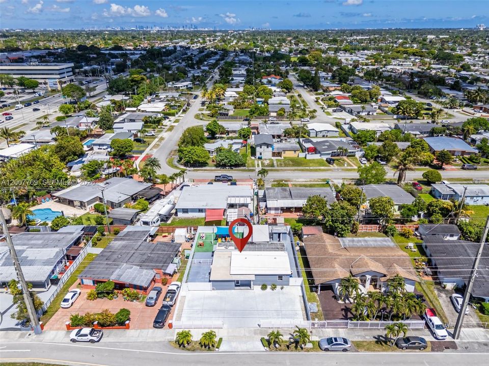 Vendido Recientemente: $750,000 (3 camas, 2 baños, 1824 Pies cuadrados)