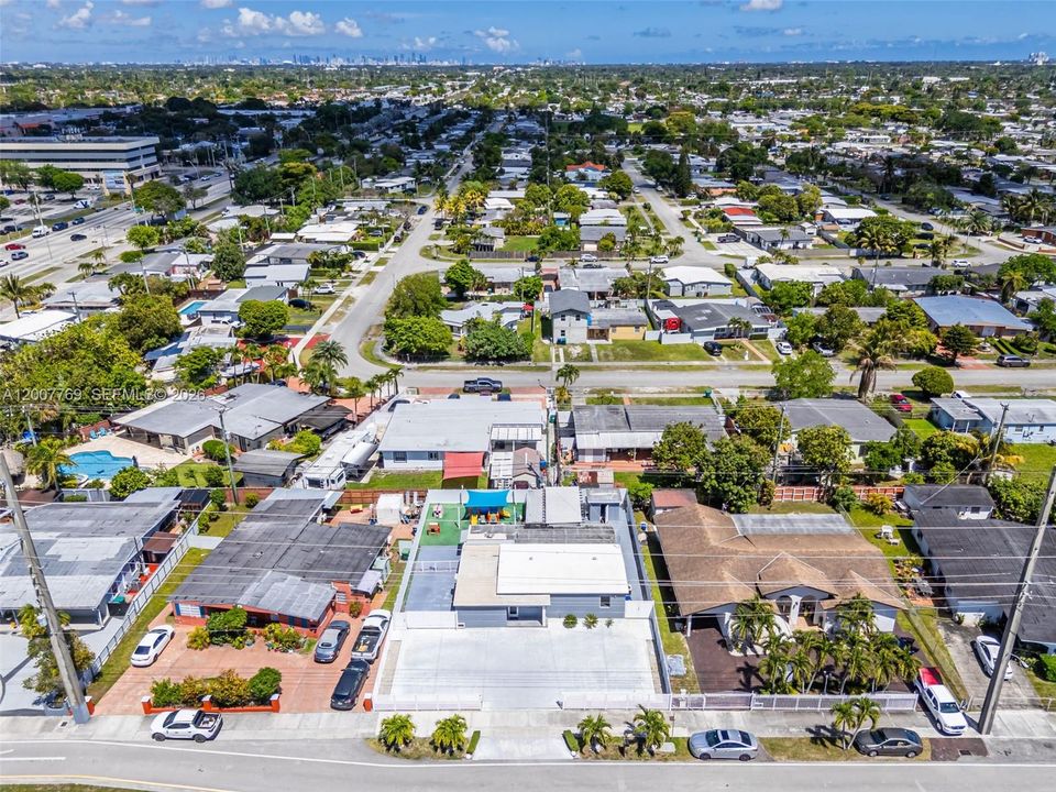 Vendido Recientemente: $750,000 (3 camas, 2 baños, 1824 Pies cuadrados)