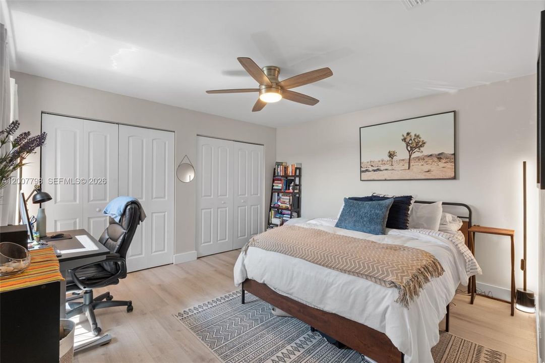 For Sale: $365,000 (3 beds, 2 baths, 1434 Square Feet)